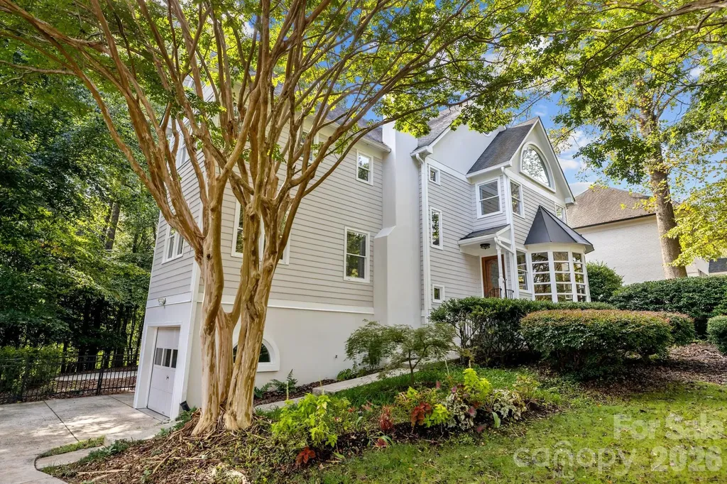 230 N Brackenbury Lane Charlotte NC 28270