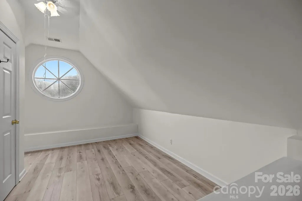 230 N Brackenbury Lane Charlotte NC 28270