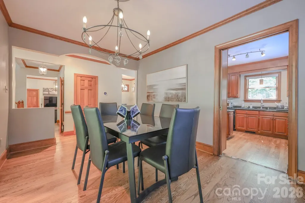 230 N Brackenbury Lane Charlotte NC 28270