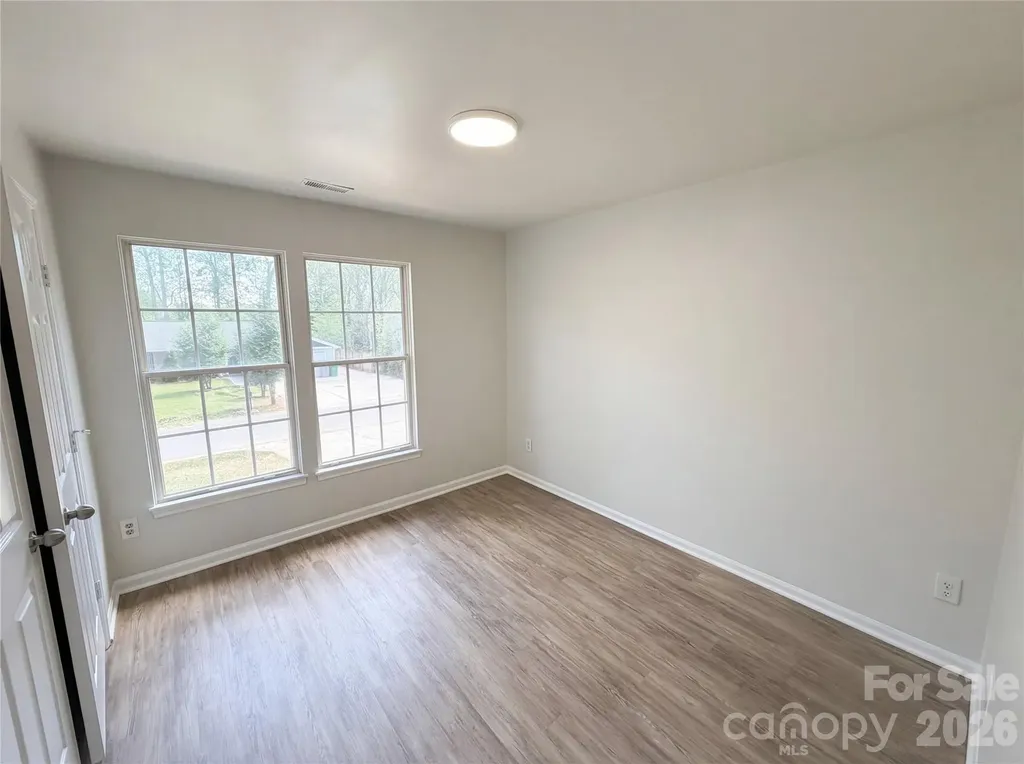 2324 Valleyview Drive Charlotte NC 28215