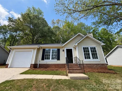 2324 Valleyview Drive Charlotte NC 28215