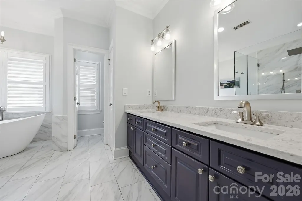 4118 Sharon Commons Lane Charlotte NC 28210