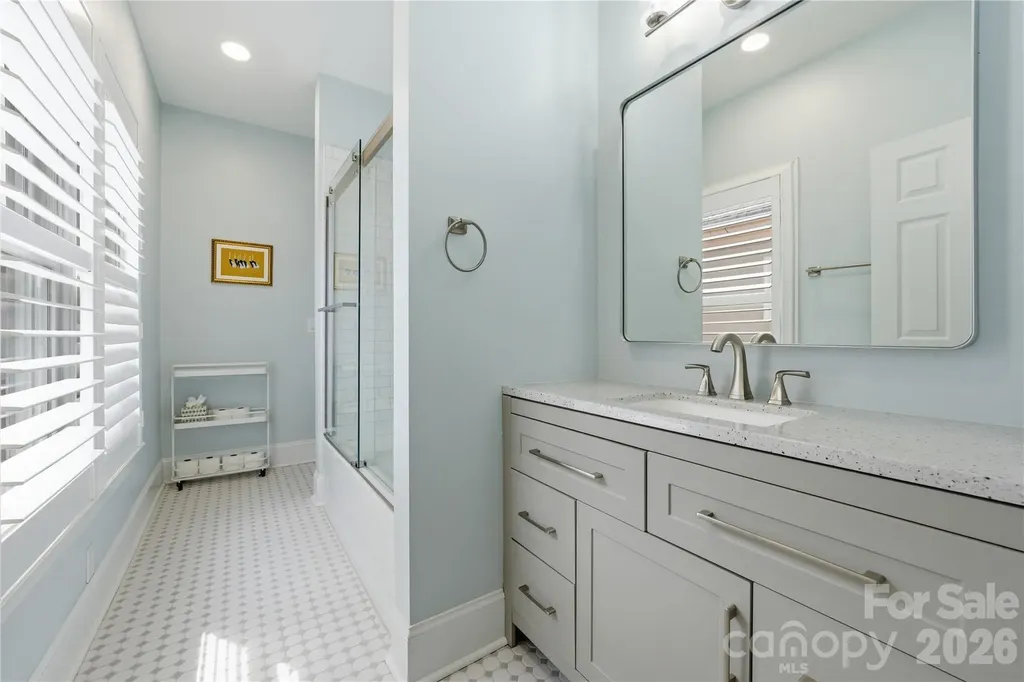 4118 Sharon Commons Lane Charlotte NC 28210