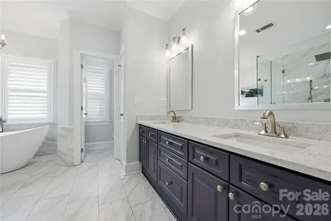 4118 Sharon Commons Lane Charlotte NC 28210