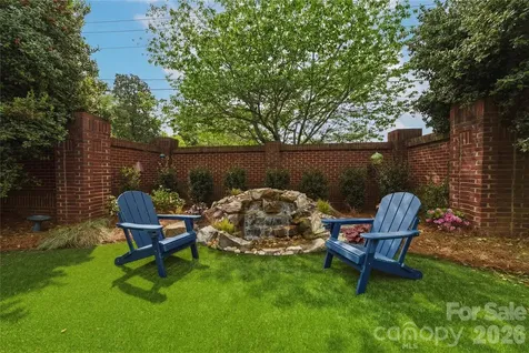 4118 Sharon Commons Lane Charlotte NC 28210