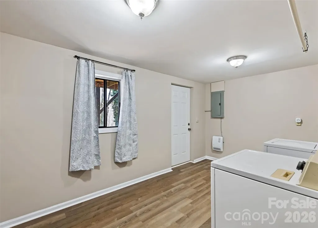 662 Locust Drive Maggie Valley NC 28751