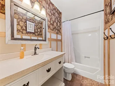 662 Locust Drive Maggie Valley NC 28751