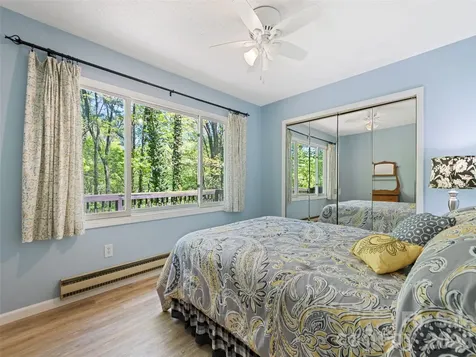 662 Locust Drive Maggie Valley NC 28751