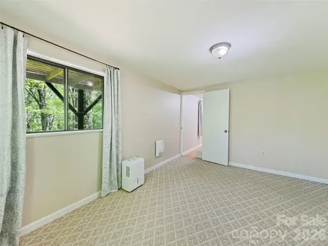 662 Locust Drive Maggie Valley NC 28751