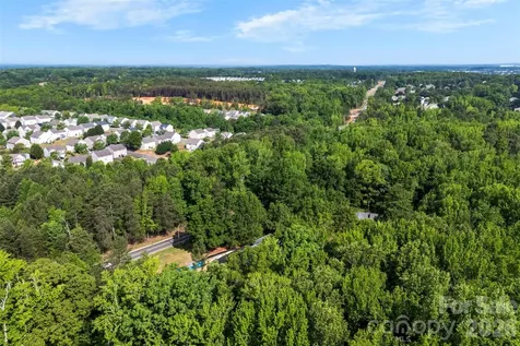 13117 Hamilton Place Drive Charlotte NC 28273