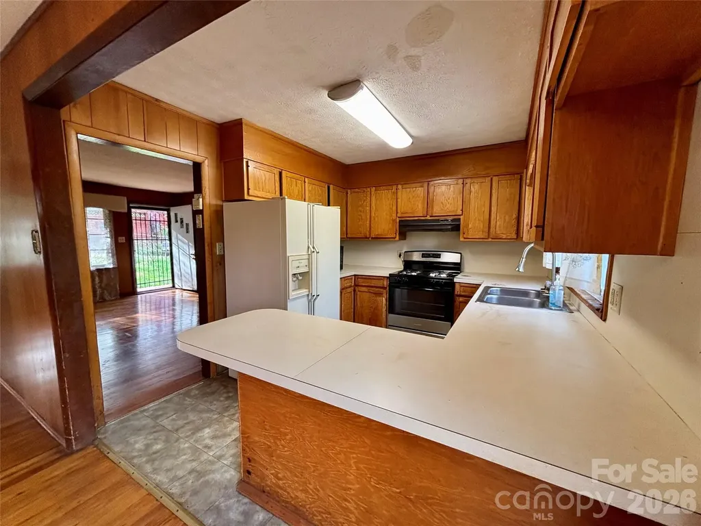 71 Balm Grove Avenue Asheville NC 28806