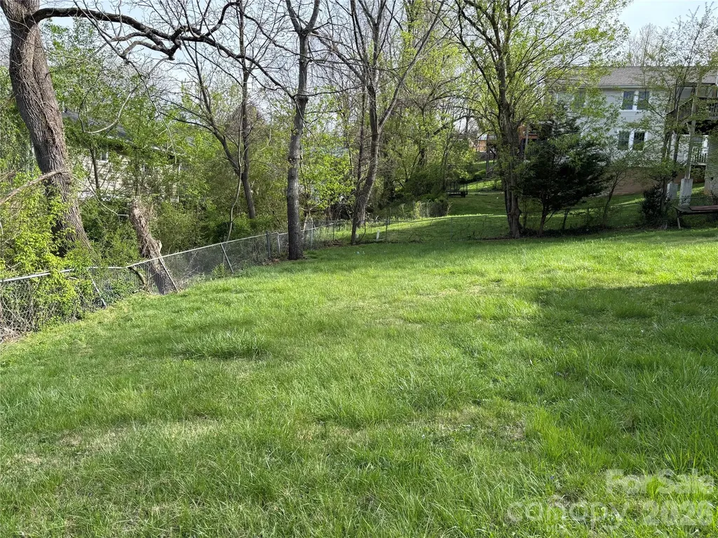 71 Balm Grove Avenue Asheville NC 28806