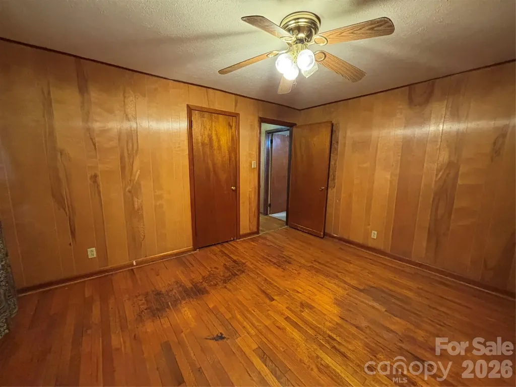 71 Balm Grove Avenue Asheville NC 28806