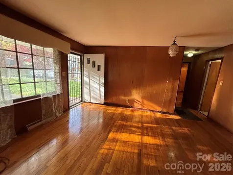 71 Balm Grove Avenue Asheville NC 28806