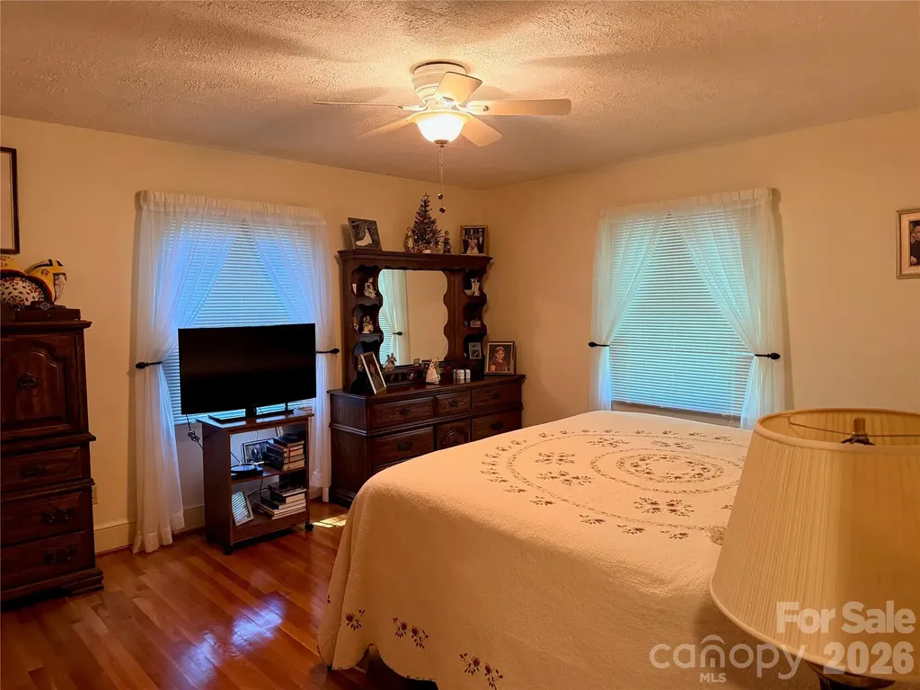 261 Old Caroleen Road Forest City NC 28043