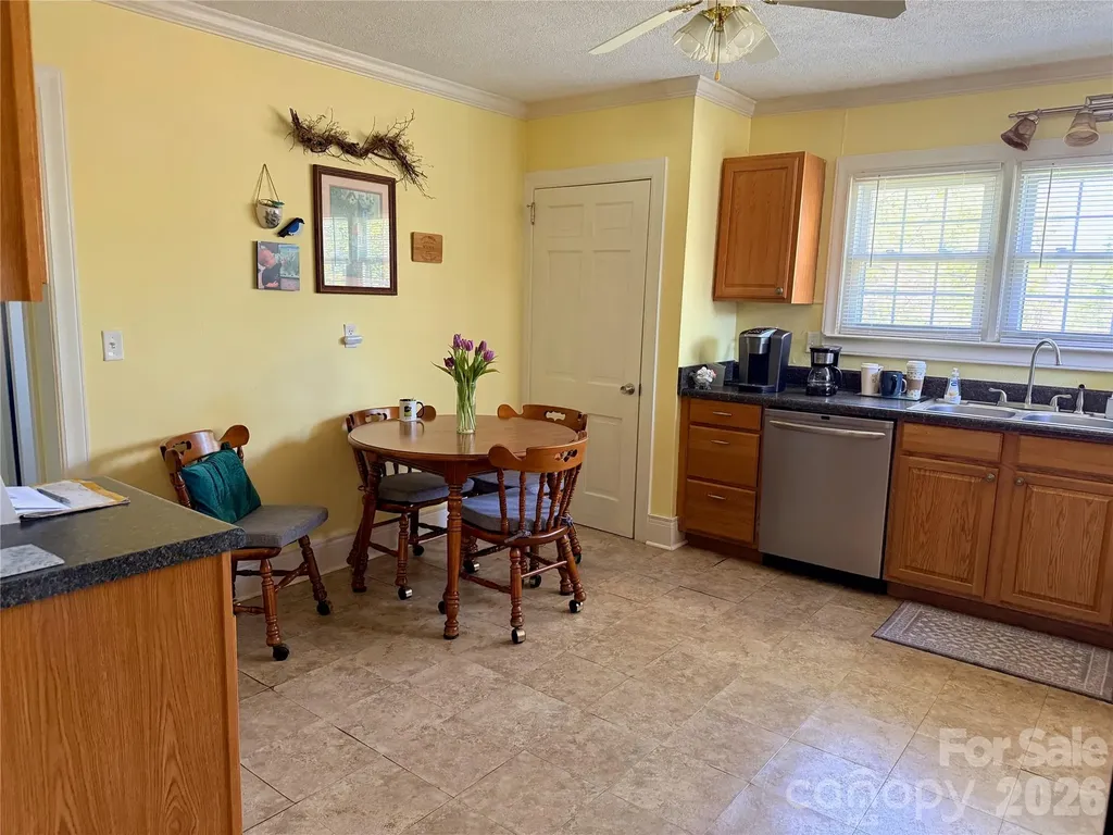 261 Old Caroleen Road Forest City NC 28043