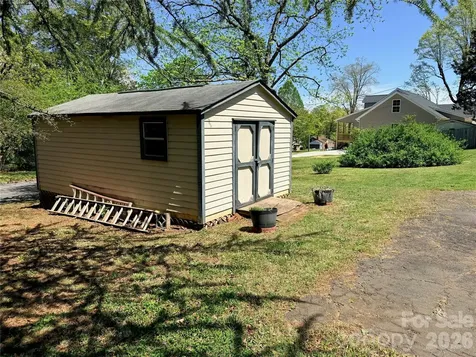261 Old Caroleen Road Forest City NC 28043