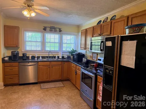 261 Old Caroleen Road Forest City NC 28043
