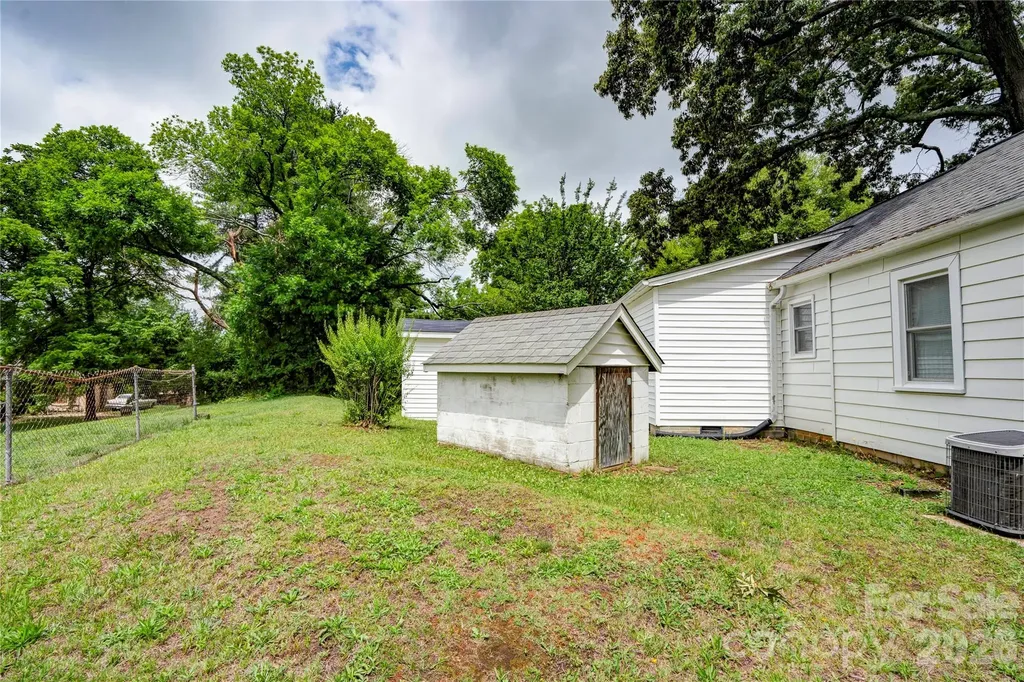 703 Dellinger Road Shelby NC 28152