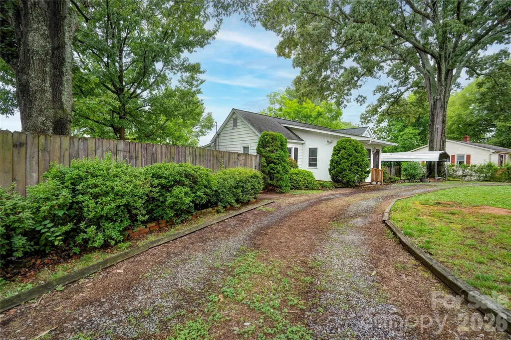 703 Dellinger Road Shelby NC 28152