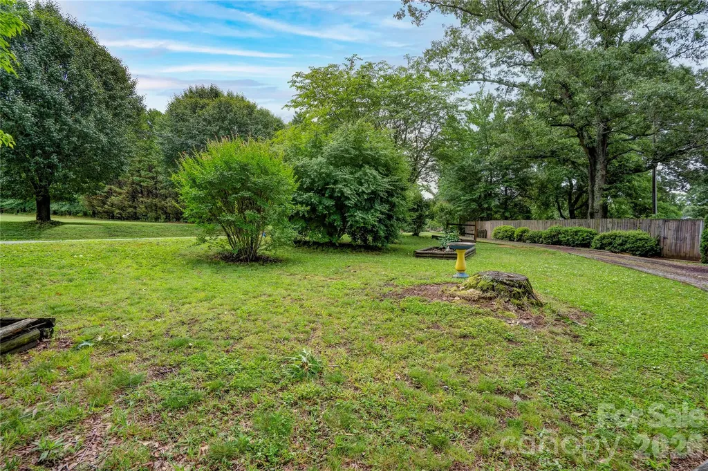 703 Dellinger Road Shelby NC 28152