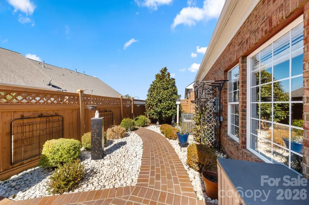 15211 Arleta Circle Charlotte NC 28277