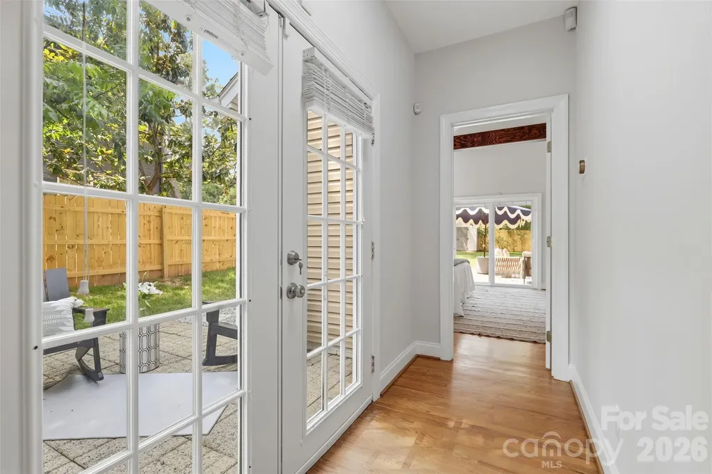 1929 Mecklenburg Avenue Charlotte NC 28205