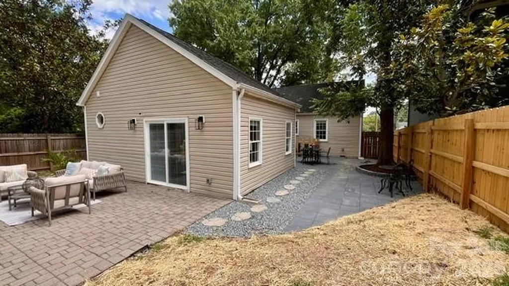 1929 Mecklenburg Avenue Charlotte NC 28205