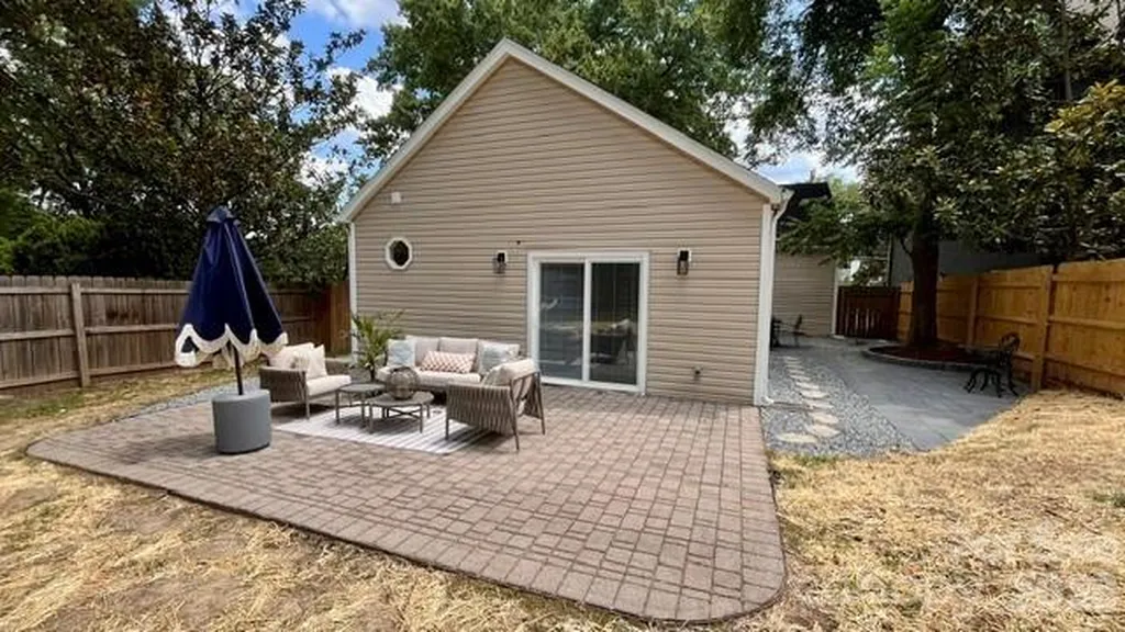 1929 Mecklenburg Avenue Charlotte NC 28205