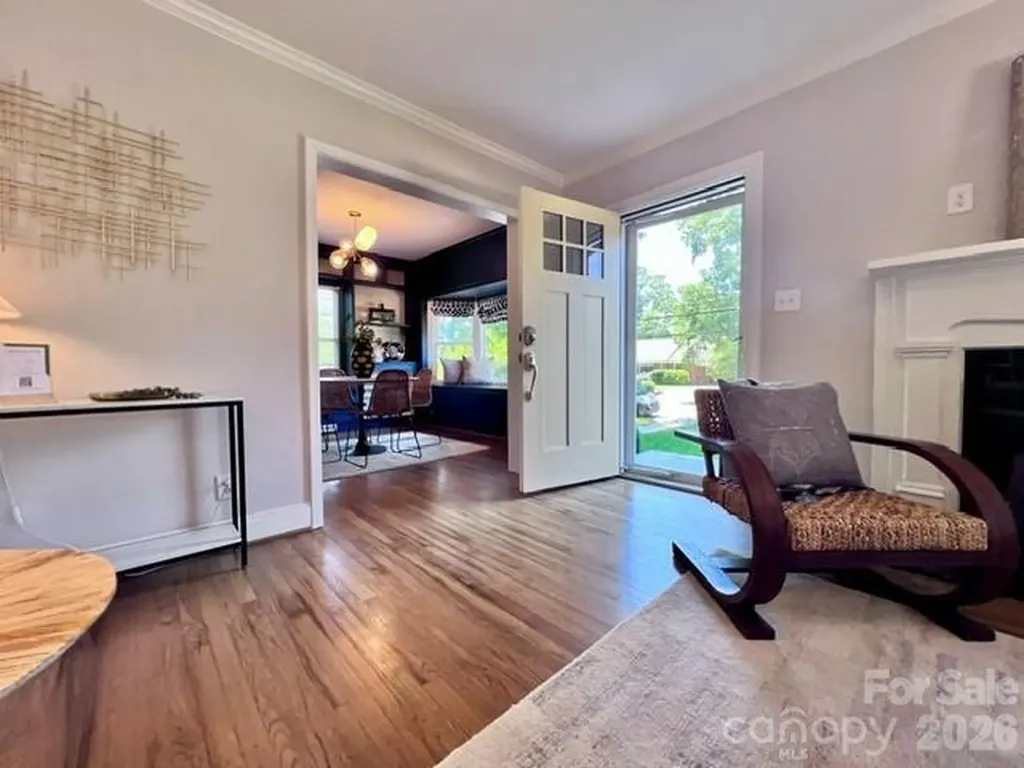 1929 Mecklenburg Avenue Charlotte NC 28205