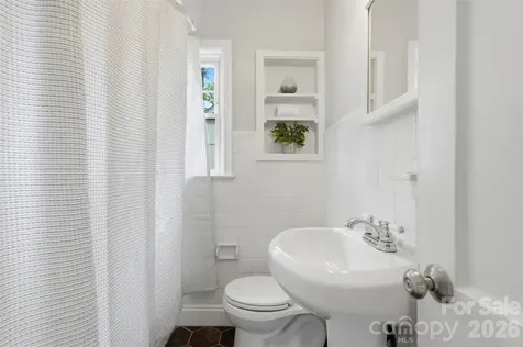 1929 Mecklenburg Avenue Charlotte NC 28205