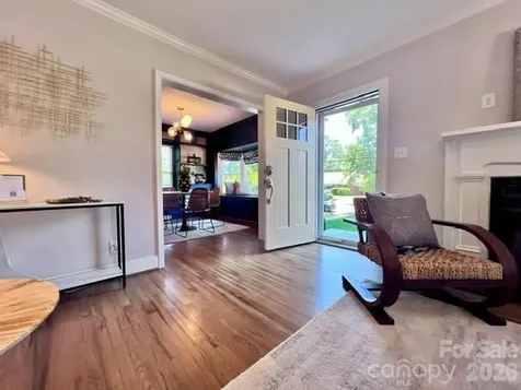 1929 Mecklenburg Avenue Charlotte NC 28205