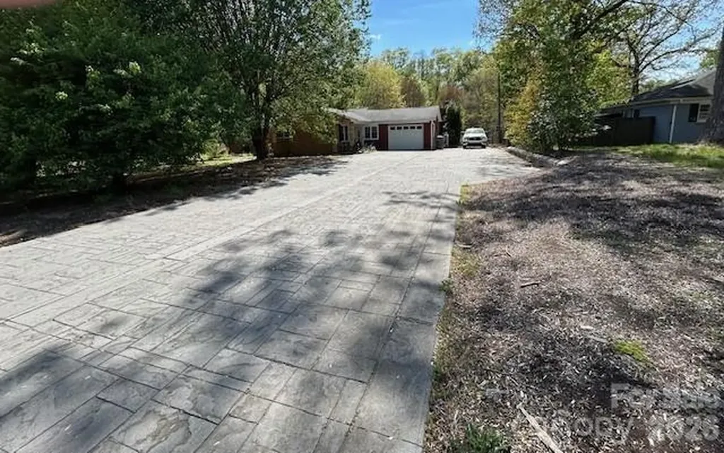 1319 Cathey Road Charlotte NC 28214