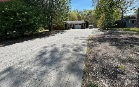 1319 Cathey Road Charlotte NC 28214