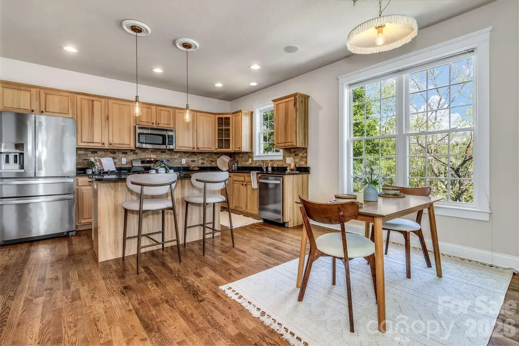 213 Nut Hatch Loop Arden NC 28704