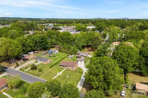 2200 Simmons Street Gastonia NC 28052
