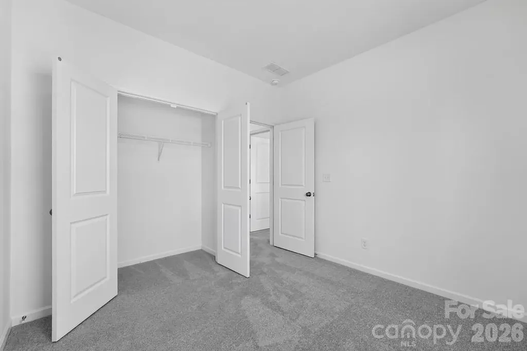 1804 Alexander Village Main Drive Charlotte NC 28262