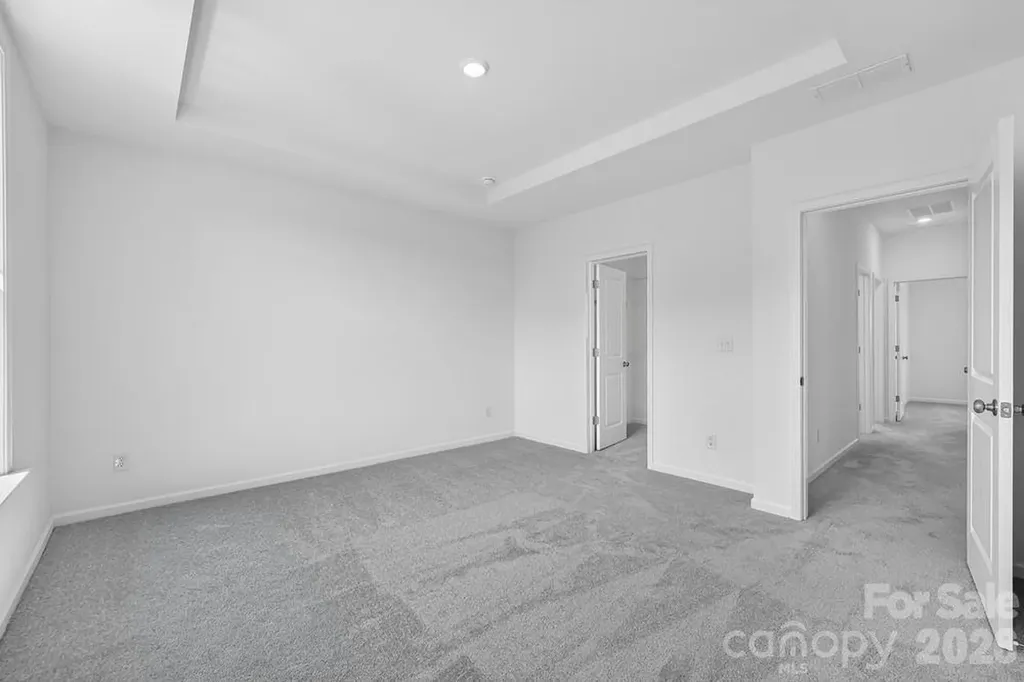 1804 Alexander Village Main Drive Charlotte NC 28262