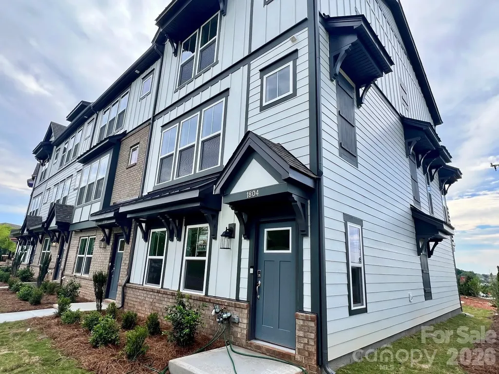 1804 Alexander Village Main Drive Charlotte NC 28262