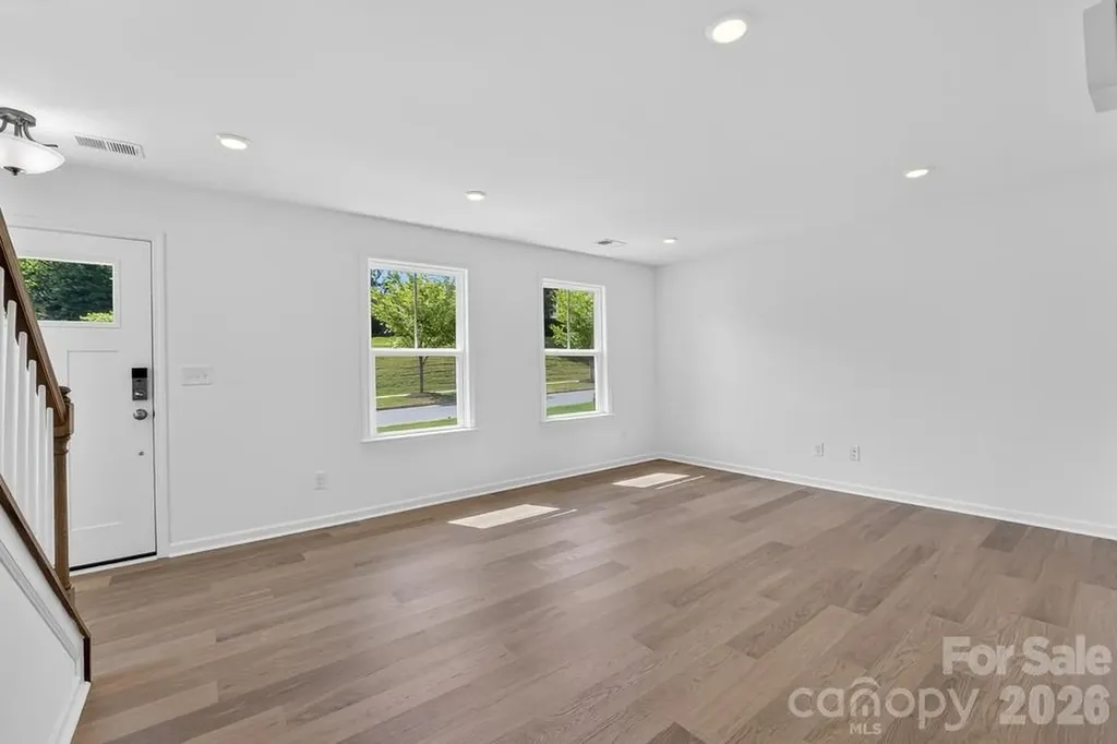 1804 Alexander Village Main Drive Charlotte NC 28262