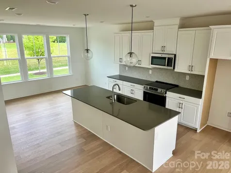 1804 Alexander Village Main Drive Charlotte NC 28262