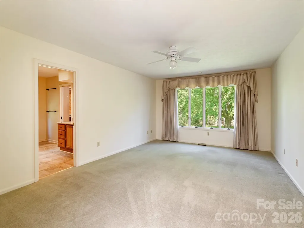504 Crooked Creek Road Hendersonville NC 28739
