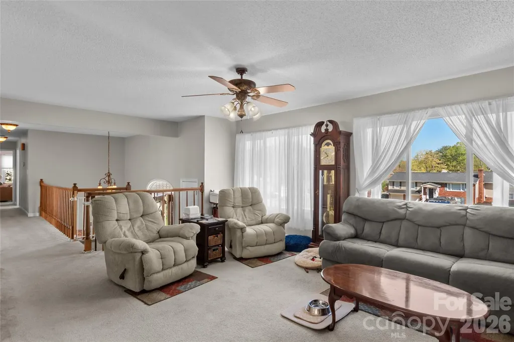 223 Vandyke Street Kernersville NC 27284