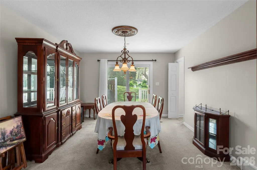 223 Vandyke Street Kernersville NC 27284
