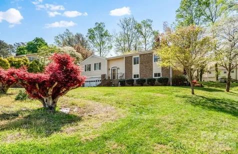 223 Vandyke Street Kernersville NC 27284