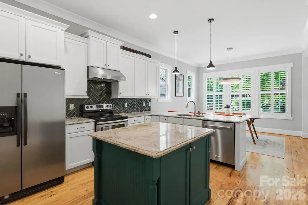 2724 Holt Street Charlotte NC 28205