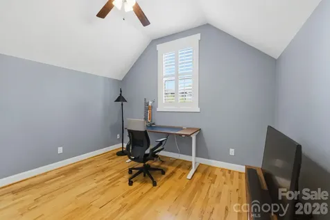 2724 Holt Street Charlotte NC 28205