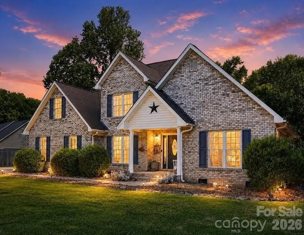 104 Ardmore Place Mooresville NC 28117