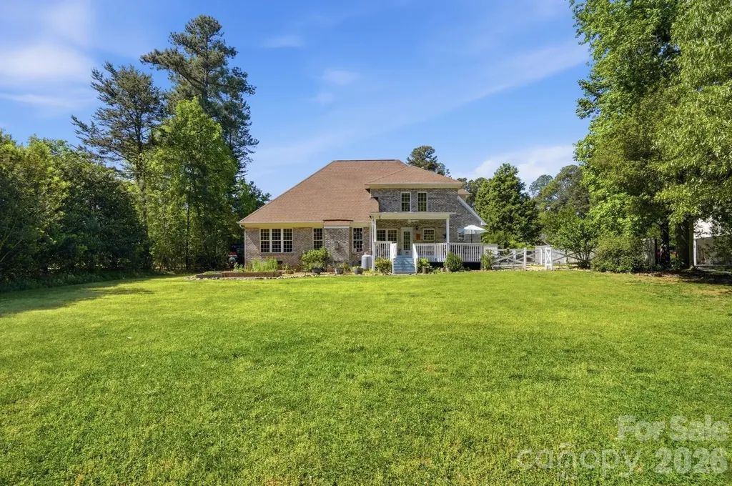 104 Ardmore Place Mooresville NC 28117