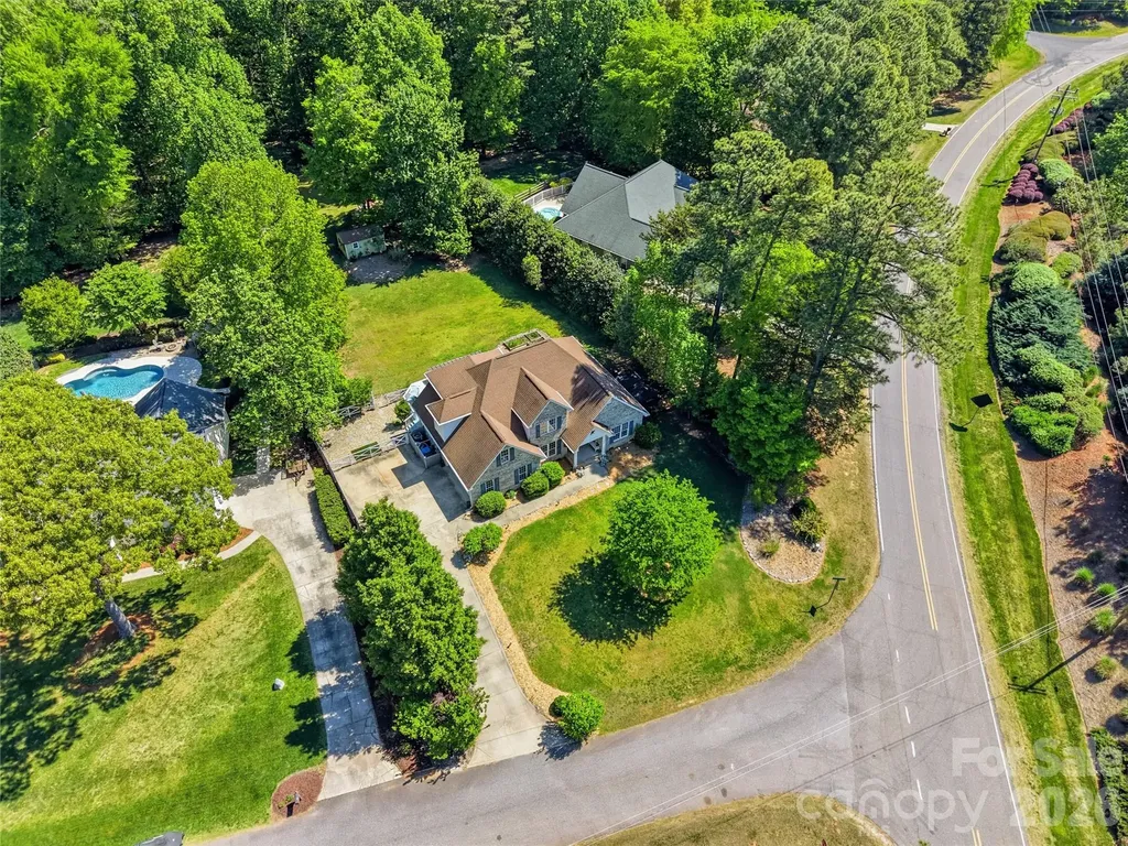 104 Ardmore Place Mooresville NC 28117